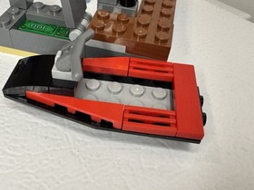 LEGO City 60127 ~ Police ~ Prison Island Starter Set ~ EUC Near Complete