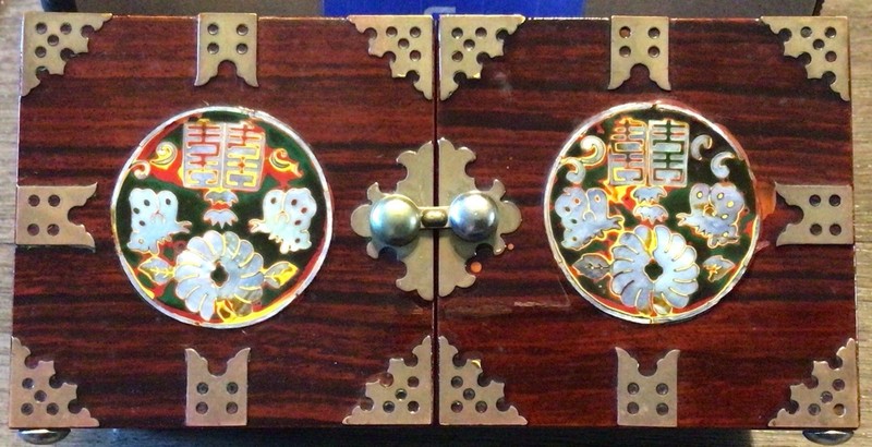 LG Asian Mother of Pearl Enamel Inlay Lacquer Wood Fold Out Jewelry Box Korean