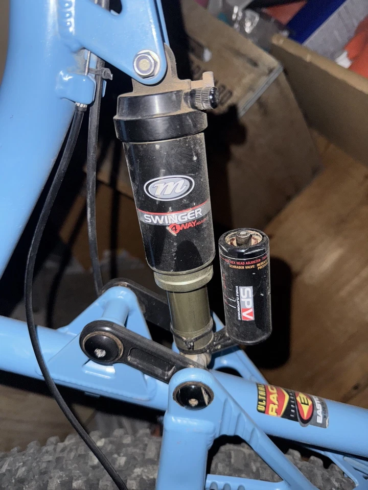 Intenso 5,5 Evp Chris King Foto 3 de 4