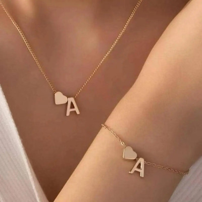 Modische kleine Herz zierliche Halskette Gold Silber Farbe 26 Buchstaben Name Halsband für W