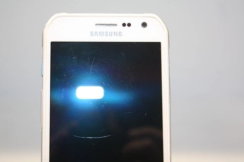 Samsung Galaxy S6 active SM-G890A - 32GB - Camo White (Unlocked) Smartphone Good - Picture 5 of 12