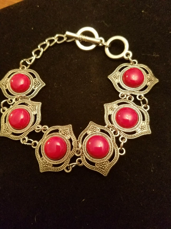 US SELLER BEAUTIFUL RED TURQUOISE STONE SIMULATED TIBETAN SILVER BRACELET - Image 4 of 4