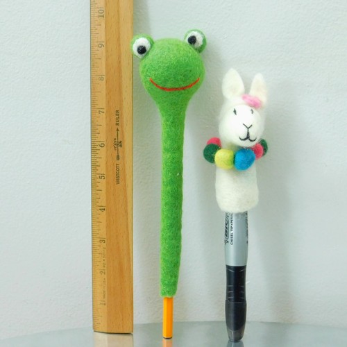 Handmade Felted Toppers Frog Llama Finger Puppet Set o 2 comes w Pencil & Marker - Picture 2 of 4