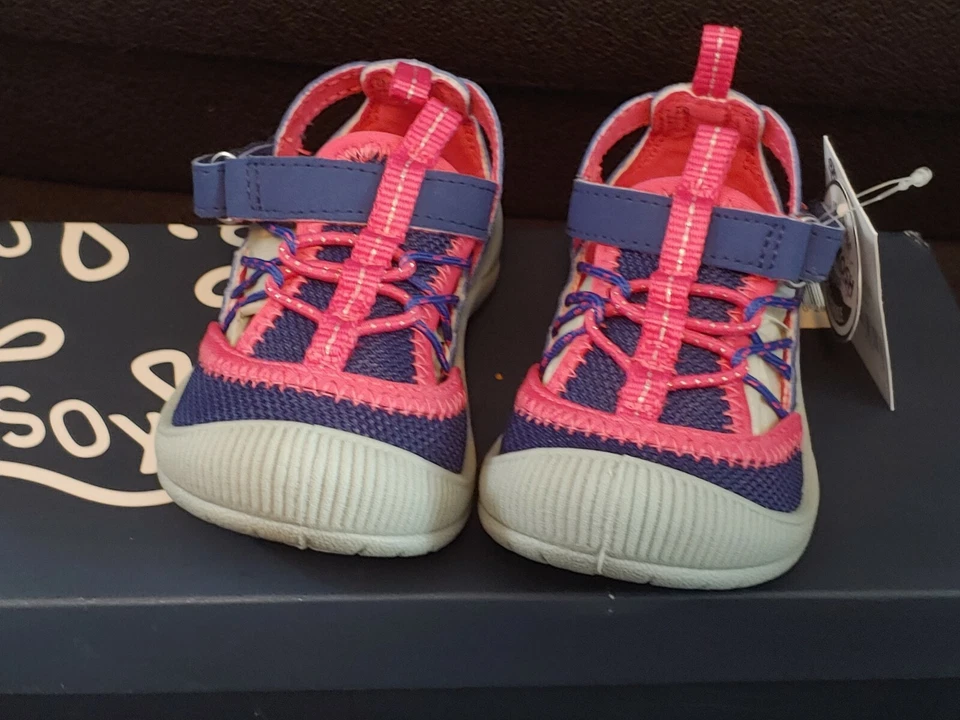 OSH KOSH Niñas Sandalias Agua Arena Zapatos Deportivos ROSA Y AZUL talla 5T Nuevo Sin Caja Foto 3 de 4