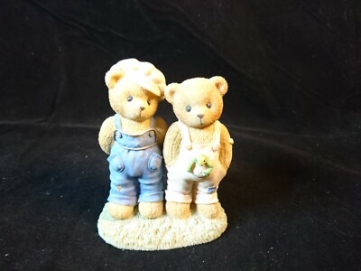 Cherished Teddies.  Ernest & Bugsy. Sieht aus als wäre Ärger gleich um die Ecke