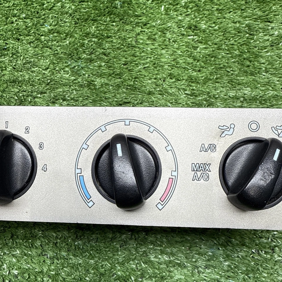 Панель модуля блока климат-контроля кондиционера Ford Explorer Sport Trac 2001-2005 годов выпуска оригинальная - Изображение 4 из 4