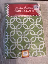 Oblong Indoor/ Outdoor Tablecloth 50x72