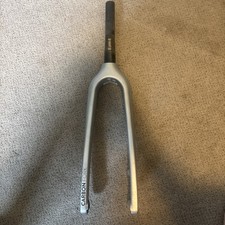 20  Carbon Fiber Fork With Through Axle Skewe...
