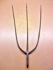 Vintage Rustic 3-Tine Hay Fork Head 15" Long Early Primitive Farming Tool LQQK