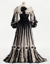 Renaissance Medieval Throne Court Royal Lady's Over-Dress Century Francaise