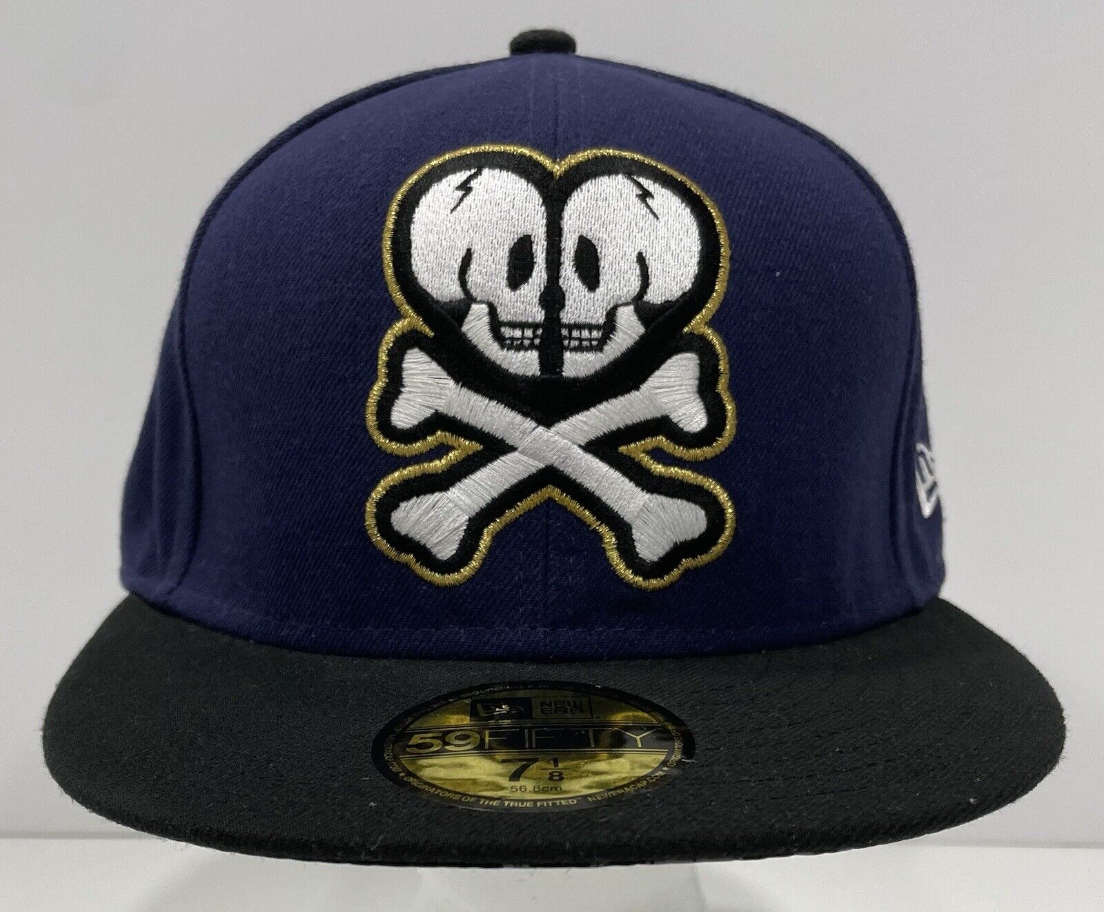 Tokidoki Skull & Crossbones TKDK New Era 59Fifty Fitted Cap Hat Size 7 1/8 Rare