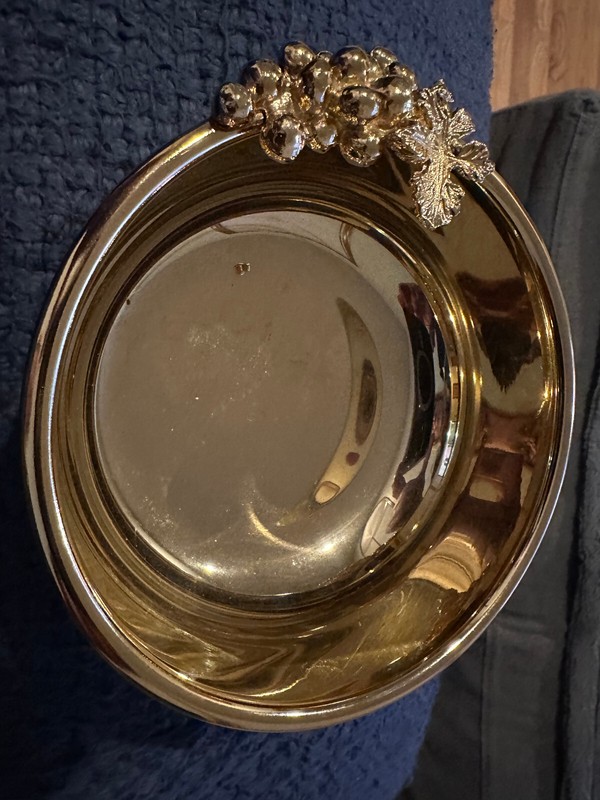 Scandia Present 24 Kt Gold Electro Plated Dish with Grape Cluster Raised