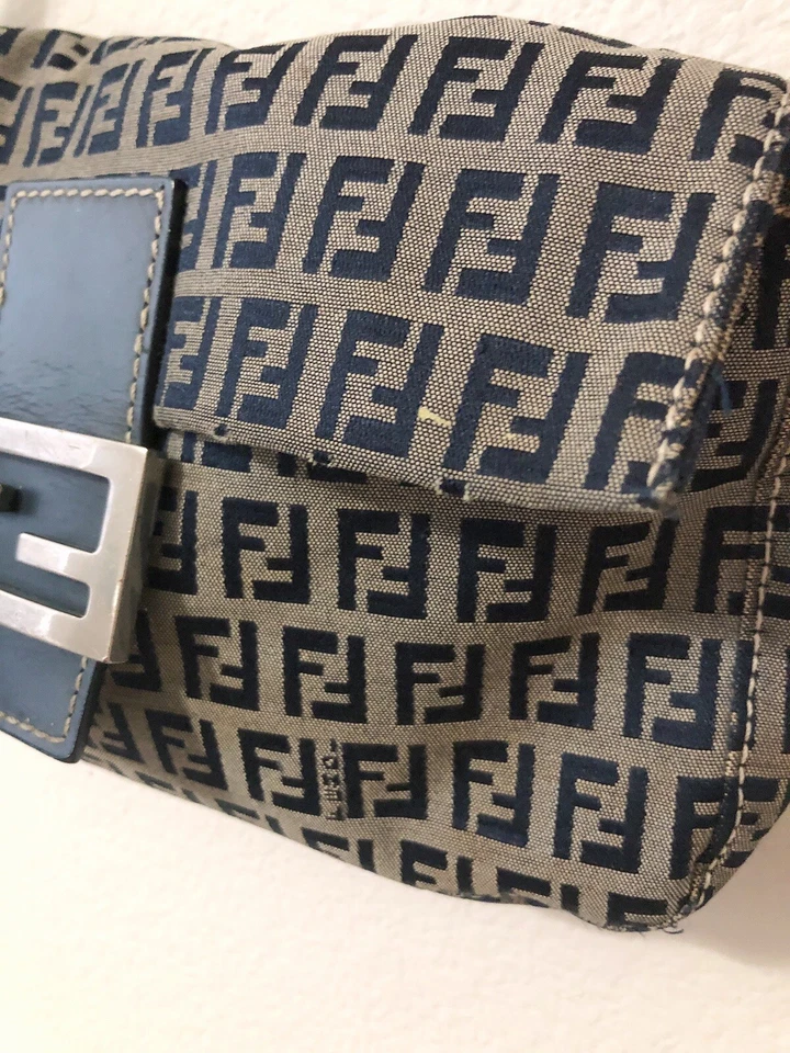 FENDI Zucchini Baguette Navy vintage bag - Image 4 of 4