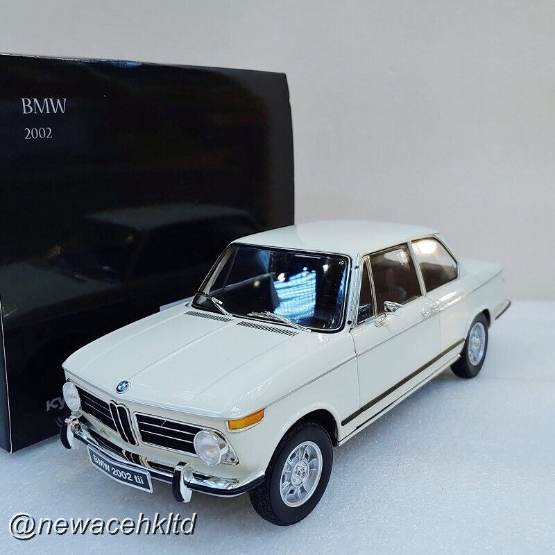 BMW 2002 tii White KYOSHO 1/18 #08543W