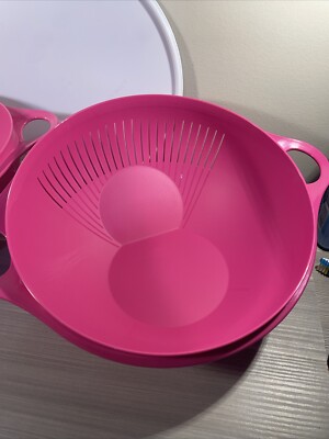 Tupperware Thatsa Bowl and Colander Multifunction 19 cup Raspberry