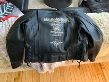 Mens Size Medium Black Harley Davidson Leather Jacket. Can Fit Women’s Large/xl.