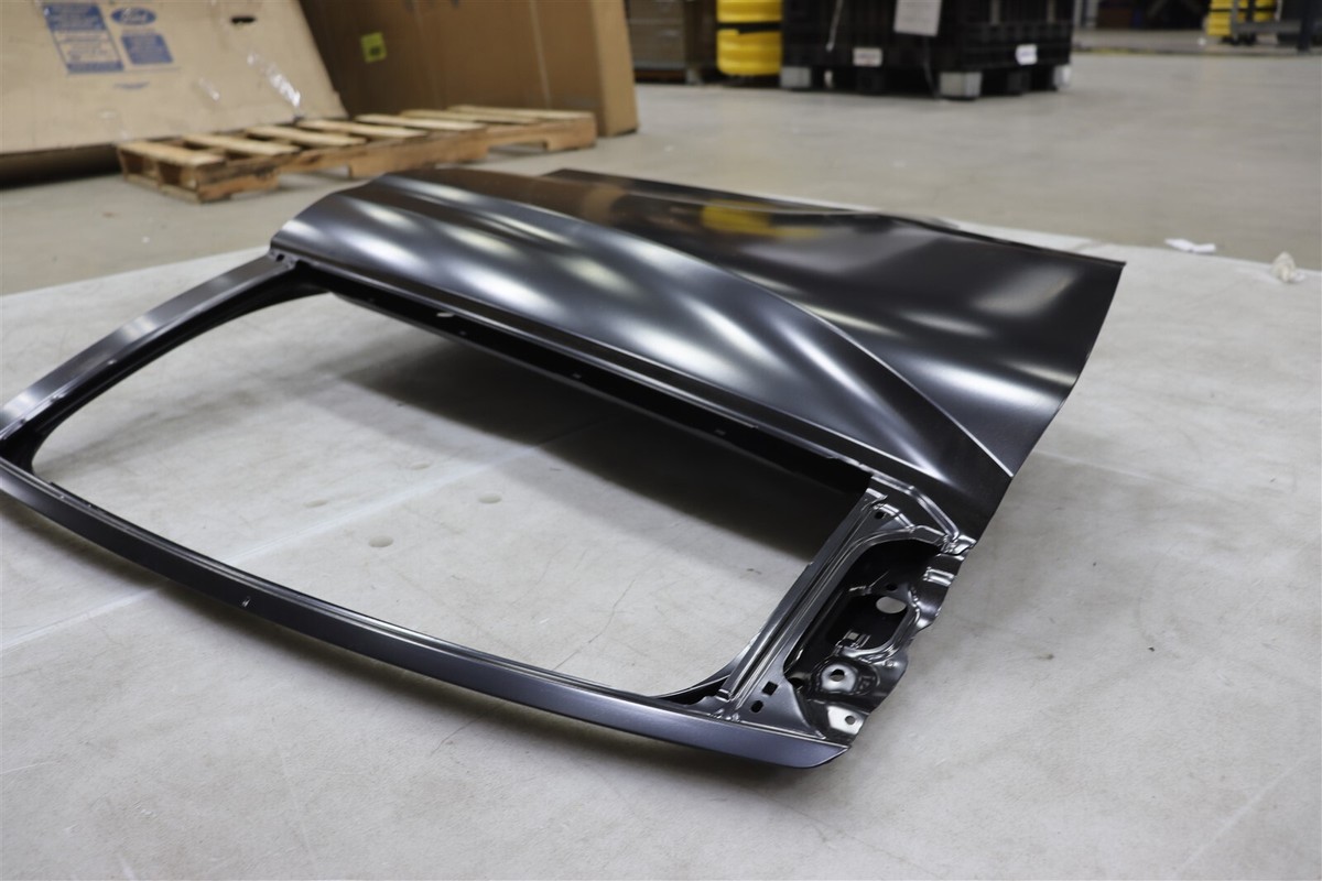 NEW OEM Honda Passenger Side Rear Door Panel Shell 67510-T7W-A90ZZ