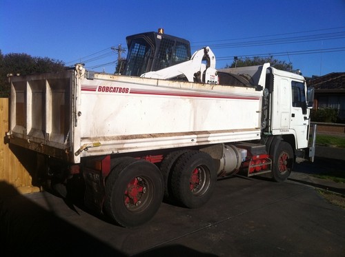Tipper Truck, Volvo, bobcat, container for sale - Picture 2 of 11
