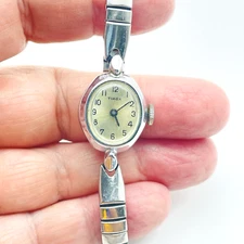 TIMEX Ladies Wristwatch Silver Tone Quartz Expansion Band READ