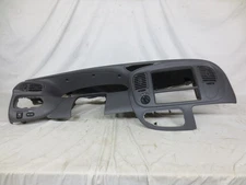98-02 Lincoln Navigator dash bezel radio trim ~ 028 12 08 25