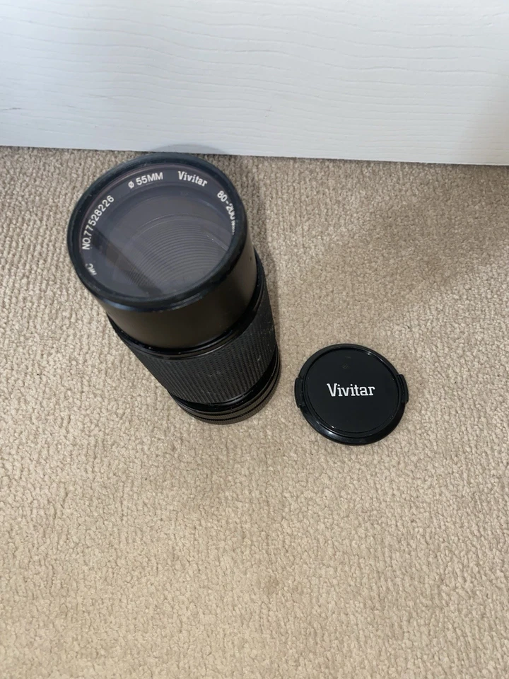 Vivitar 80-200mm f/4.5 MC Tele-Macro-Zoom Lens - Canon FD Mount in packaging  - Image 2 of 3