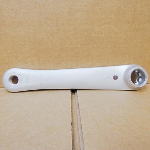 New-Old-Stock Shimano 105 Double Crankarm Set (Model FC-5501...172.5 mm)...Demo - Picture 17 of 18
