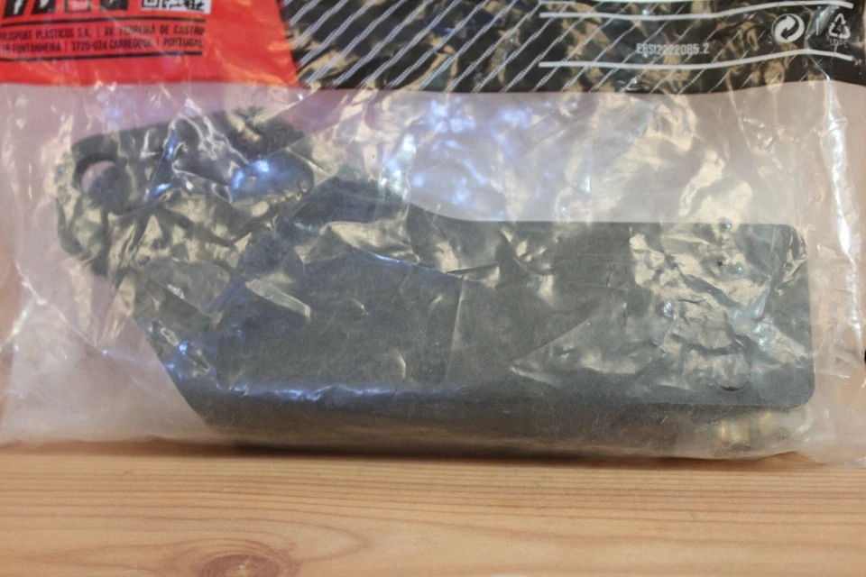 Yamaha YZ125 YZ250 YZ250F YZ400F WR450F 2003-2006 Polisport guía de cadena 64-0501 Foto 3 de 4