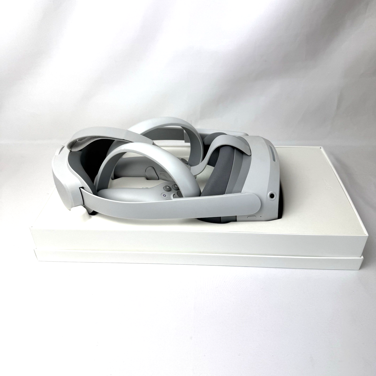 PICO4 128GB All-in-One VR Headset Glasses White Lightweight