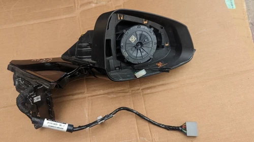 21-23 TESLA MODEL S PLAID MIRROR RIGHT PASSENGER Without cover 1613820-00-F OEM