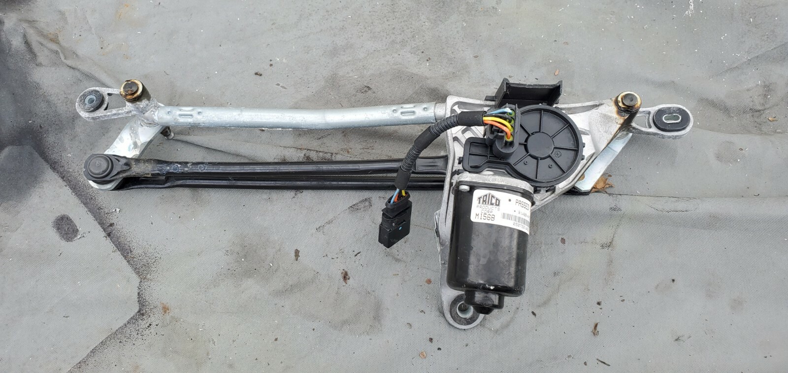 MASERATI GHIBLI SQ4 WINDSHIELD WIPER MOTOR TRANSMISSION LINKAGE 670007561