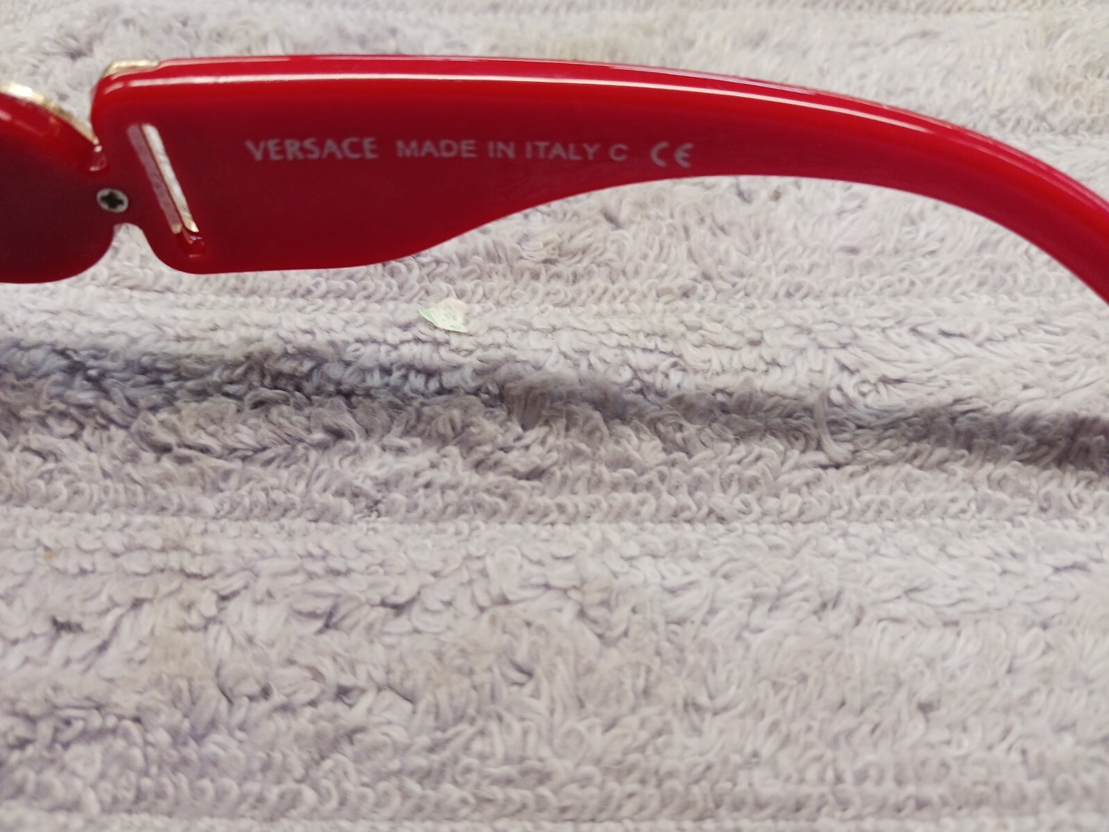 Versace VE4361 533087 Red Unisex Rectangle Sunglasses… Gem
