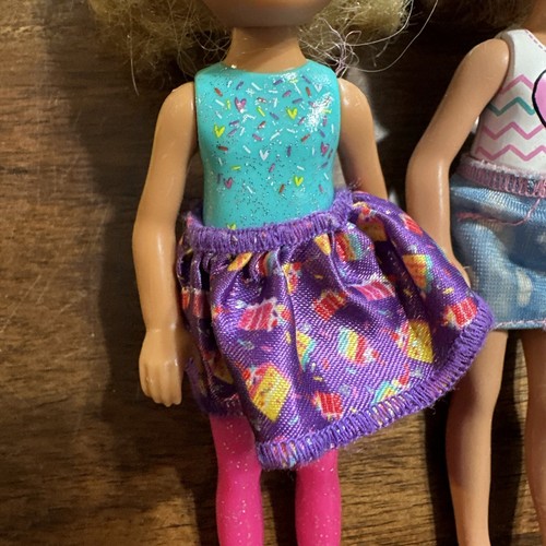 2 muñecas Chelsea Kelly Mattel 2020 2016 Barbie pelo largo - Imagen 6 de 14