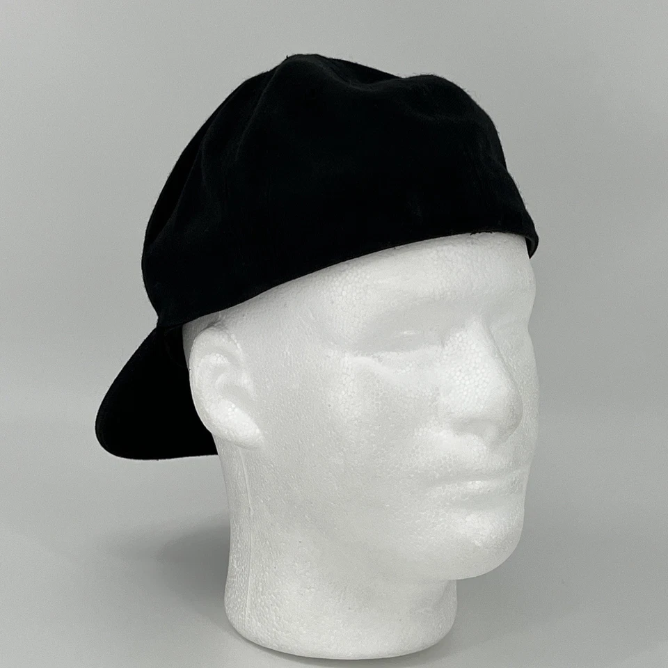 Gorra de béisbol ajustada negra con tapas Y2K de colección años 90 - talla 7 1/8 en muy buen estado Foto 3 de 4