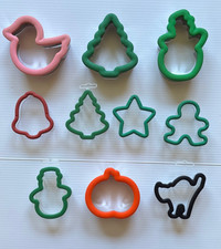 Lot of 10 Comfort Grip Cookie Cutters Christmas Holiday Tree Snowman Star Bell