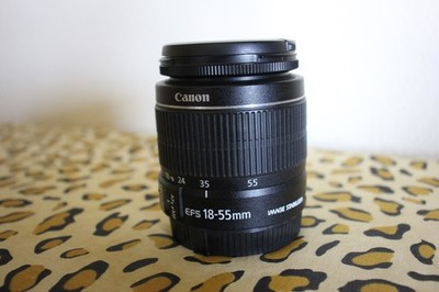 Canon EF-S 18-55mm 1:3.5-5.6 IS II Zoom Objektiv mit Bildstabilisator