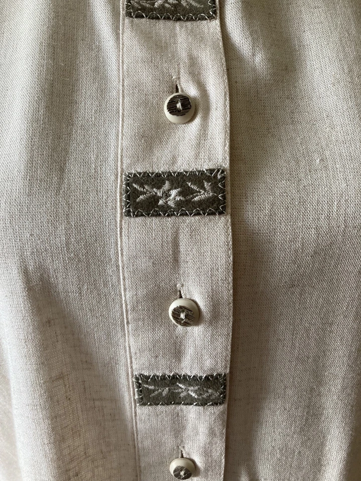 Damen Trachtenbluse Langarm Gr. 40 von C&A - Bild 2 von 4