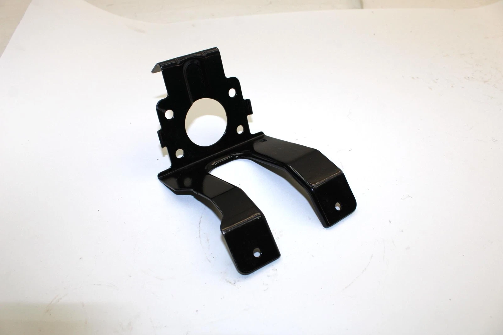 BRACKET, POD MOUNTING, E COAT