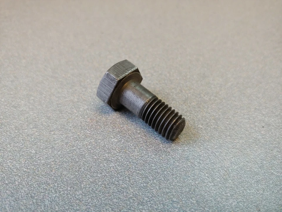 BONITO PERNO DE MONTAJE PINZA TRASERA VERBUS ORIGINAL 10K PORSCHE 356C 356SC 911 912 Foto 2 de 4