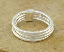 CUTE .925 STERLING SILVER 4 BAND STACKED RING size 6 style r1630