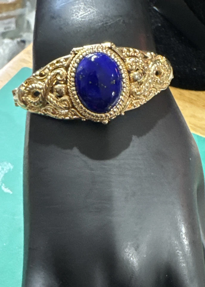 VTG Pedre 17 Jewels Swiss Watch Hidden In Gold-Tone Lapis Bracelet Bangle - Image 3 of 4
