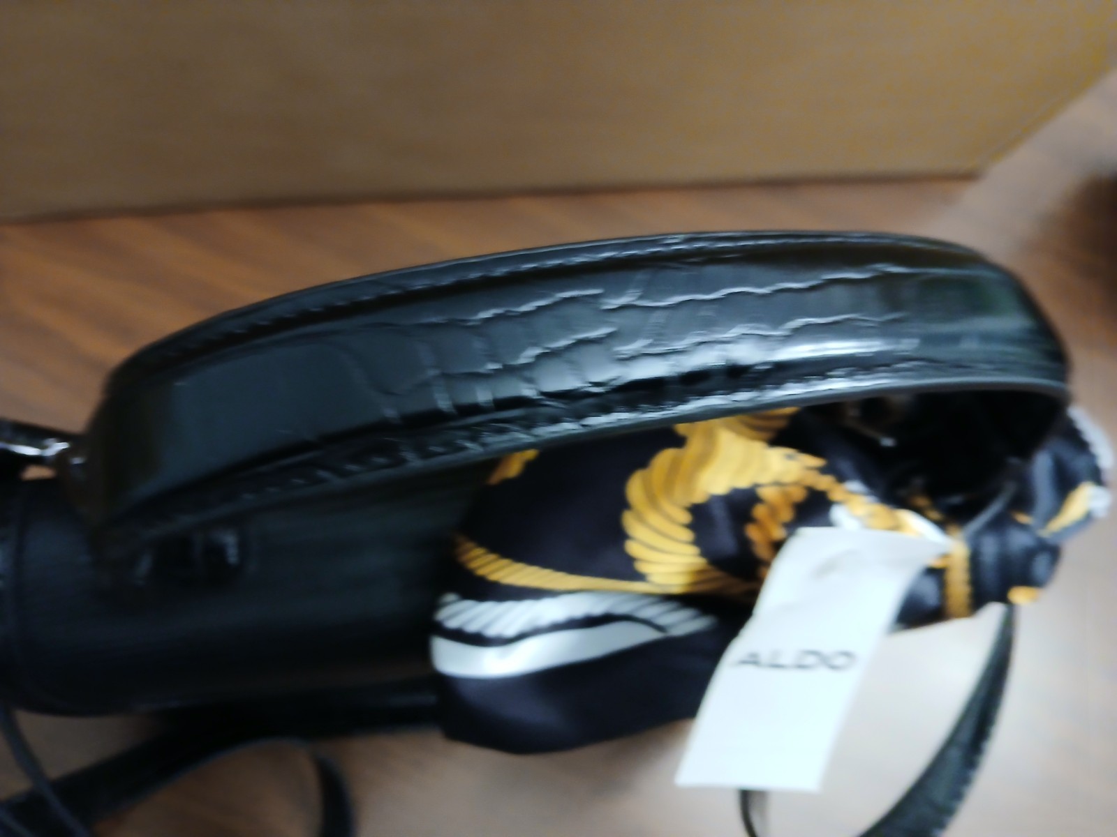 Aldo Landaeriell Black and Faux Snakeskin Handbag with matching Scraf New w Tag