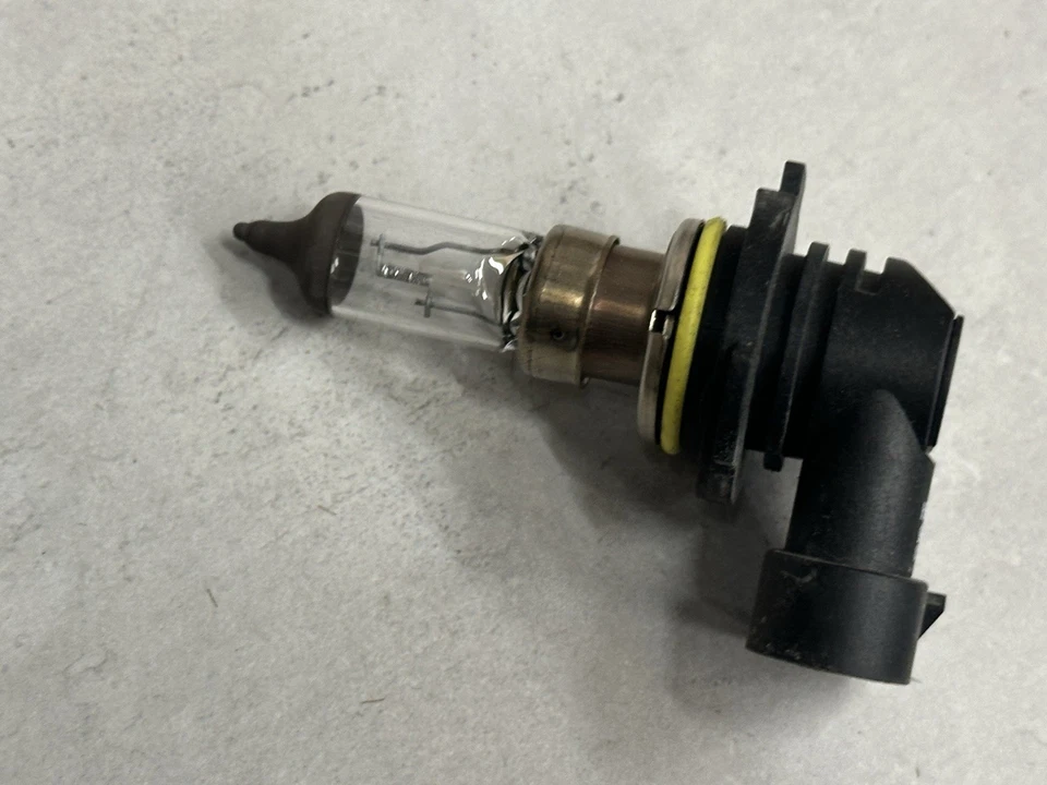 2004-2006 Scion xA OEM farol lâmpada de feixe baixo 12V 51W - Imagem 3 de 4