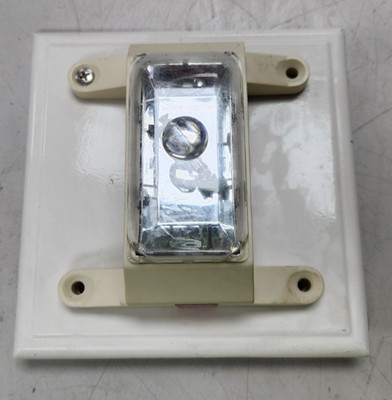   AMSECO SAD24-153075 STAND ALONE ADA STROBE WHITE WALL/CEILING MOUNT 24 VDC