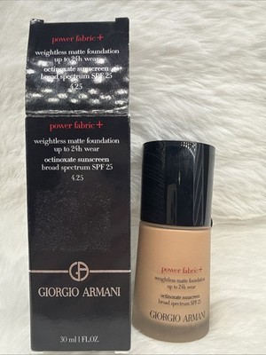 Giorgio Armani Power Fabric + Weightless Matte Foundation SPF25 - Shade 4.25 NIB