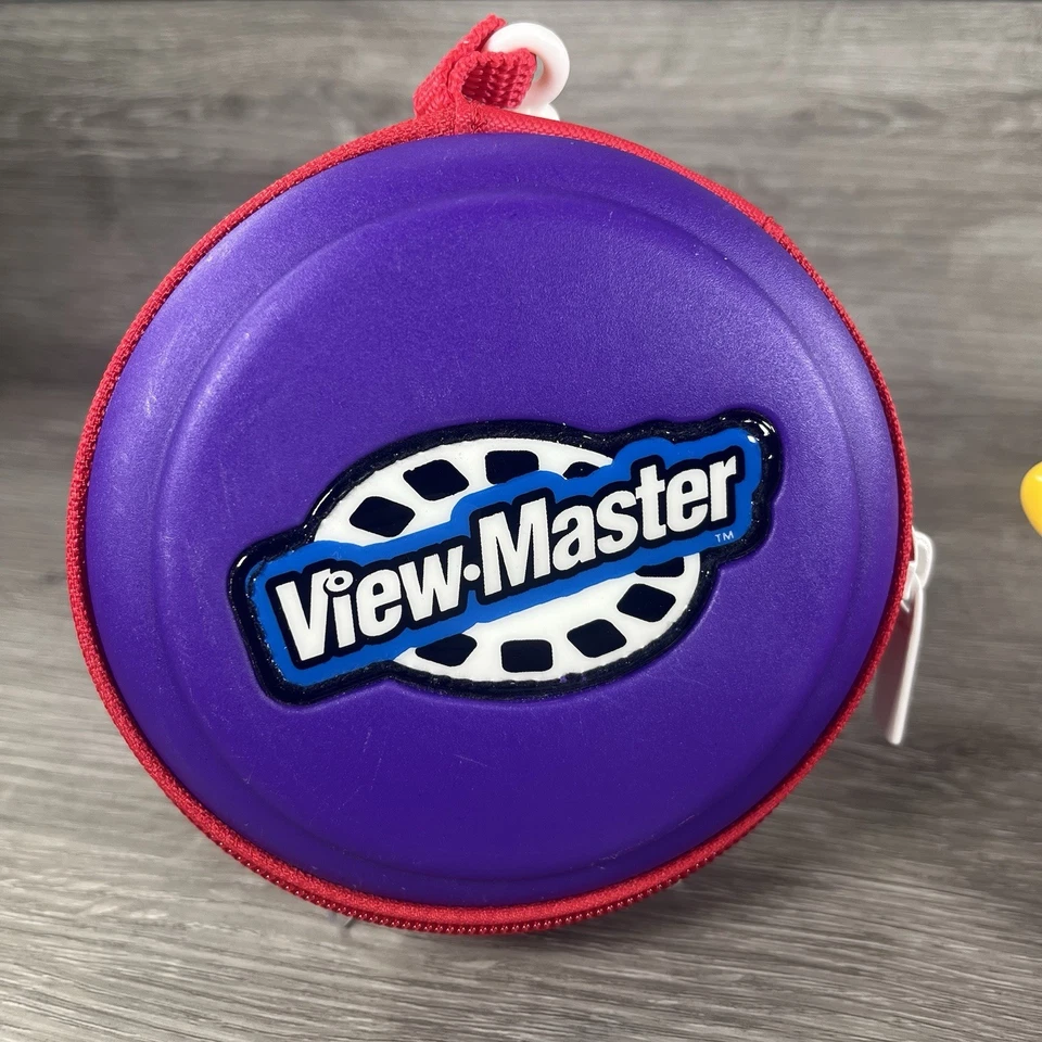 Vintage Dora the Explorer Viewmaster w/ 3 Reels & Storage Case - Image 4 of 4