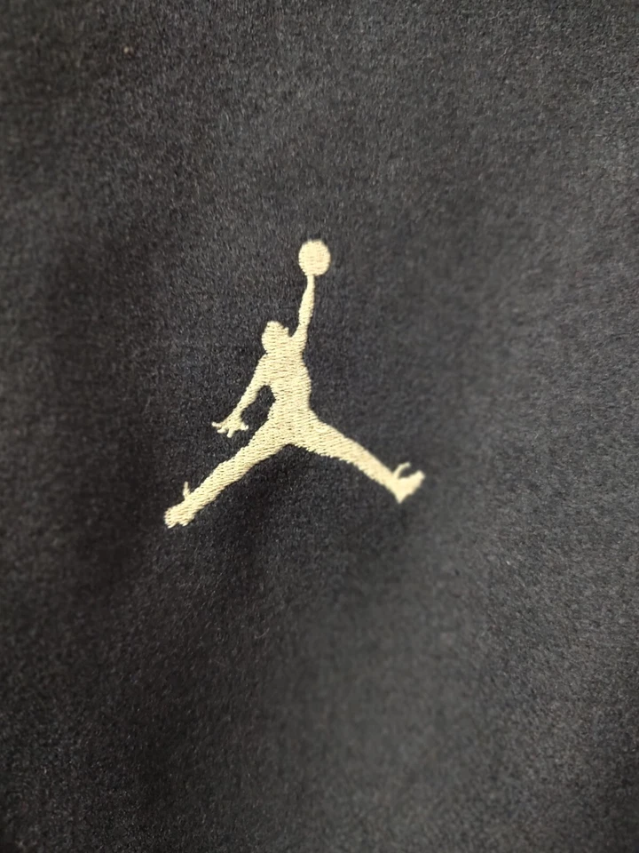 Chaqueta Universitaria Bombardero Reversible Jordan France Azul Marino CT2186 419 Para Hombre Talla Grande Foto 2 de 4