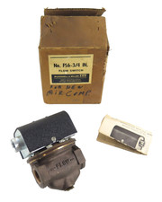 McDonnell  Miller FS6-3/4 Snap-in Mount Flow Switch 3/4  115/230V 100PSI - NOS