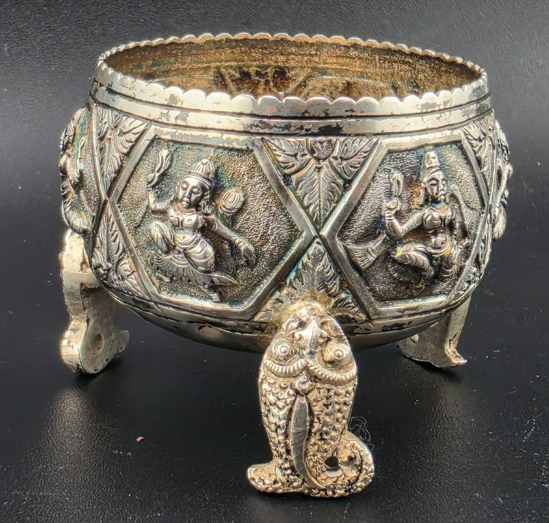 1880 Burmese Siam Repousse Gods 🐟Fish Sterling Silver Salt Cellar Offering Bowl