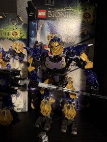 LEGO Bionicle lot: 71309 Onua Uniter Of Earth & 71304 Terak Creature Of Earth.