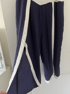 Jenn & Jo navy blue and white trim Spaghetti Strap Romper Size M